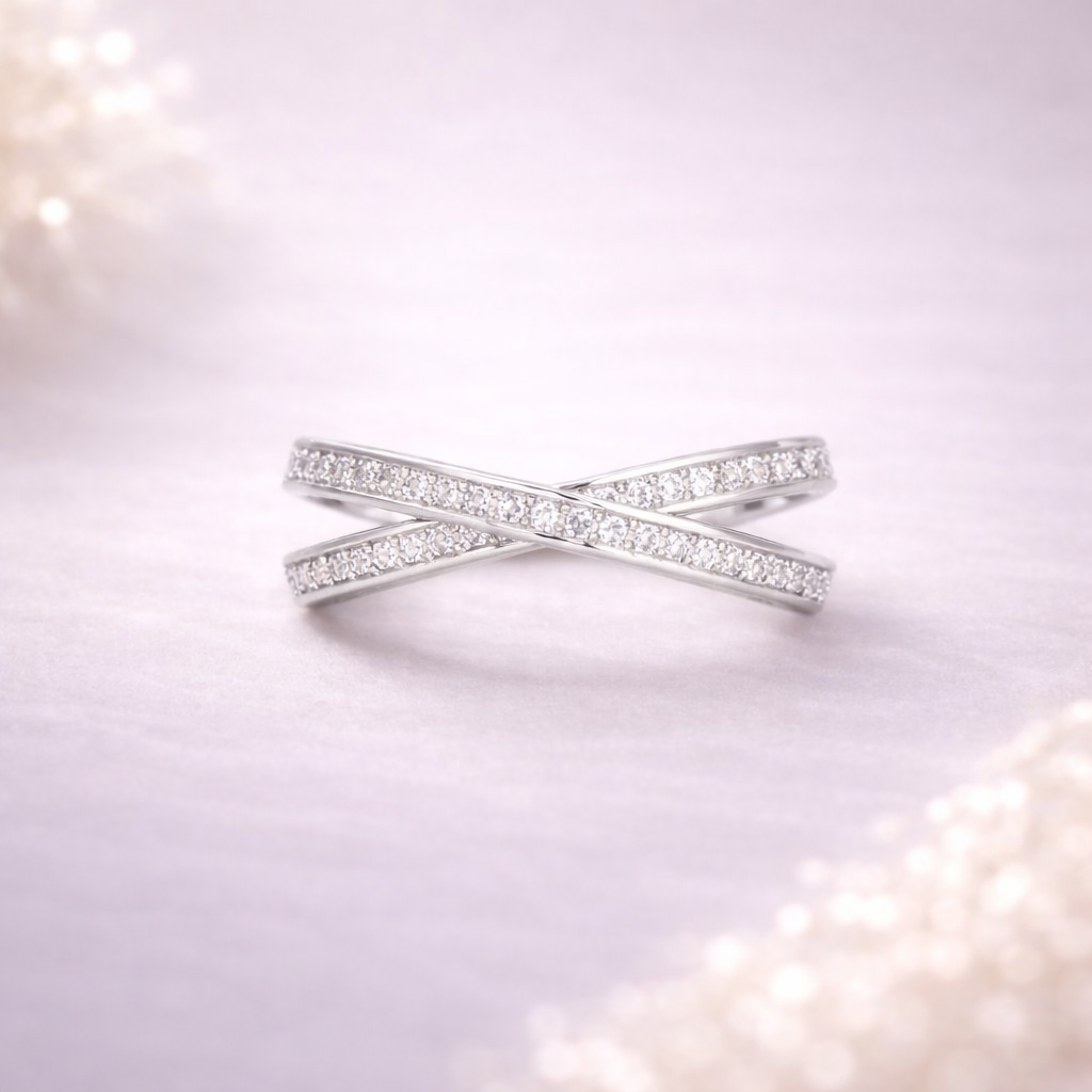 Kerasus 19 Diamond Crossover Ring – 14K Gold