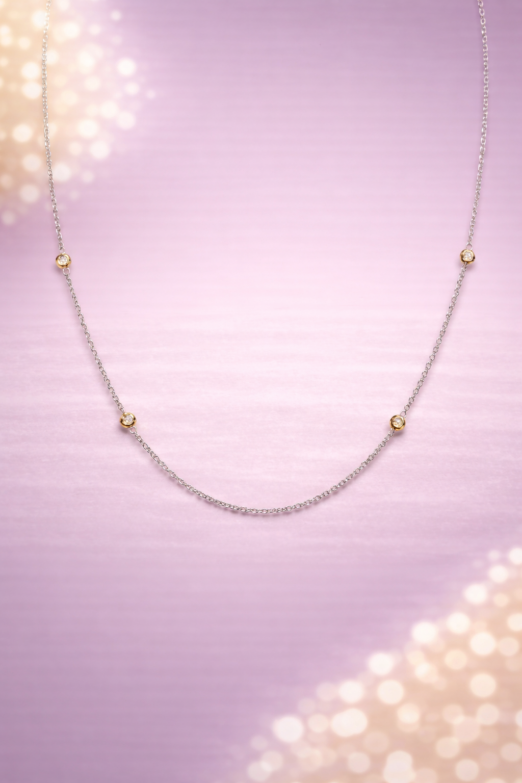 Kerasus 04 – 18K Gold Diamond Station Necklace